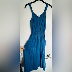 Universal Thread Blue Midi Dress